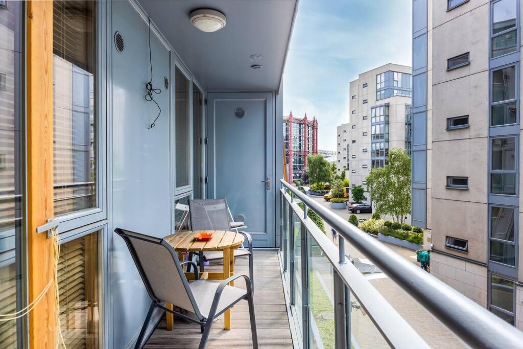 Lovely 2 Bedroom Apartment With Balcony Дублин Экстерьер фото